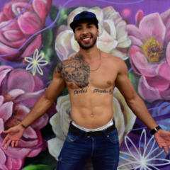 Modelo Matheo Brown da Flirt4Free fará um show quente e molhado em seu aniversário