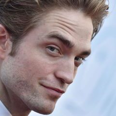 Robert Pattinson diz que se fracassar como Batman vai fazer pornô artístico